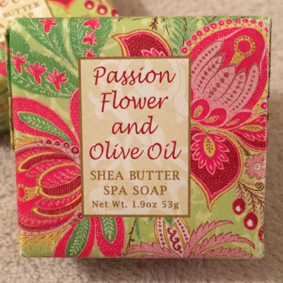 Passion Flower Olive Oil  Shea Butter Soap 1.9 oz - Picture 2 of 7
